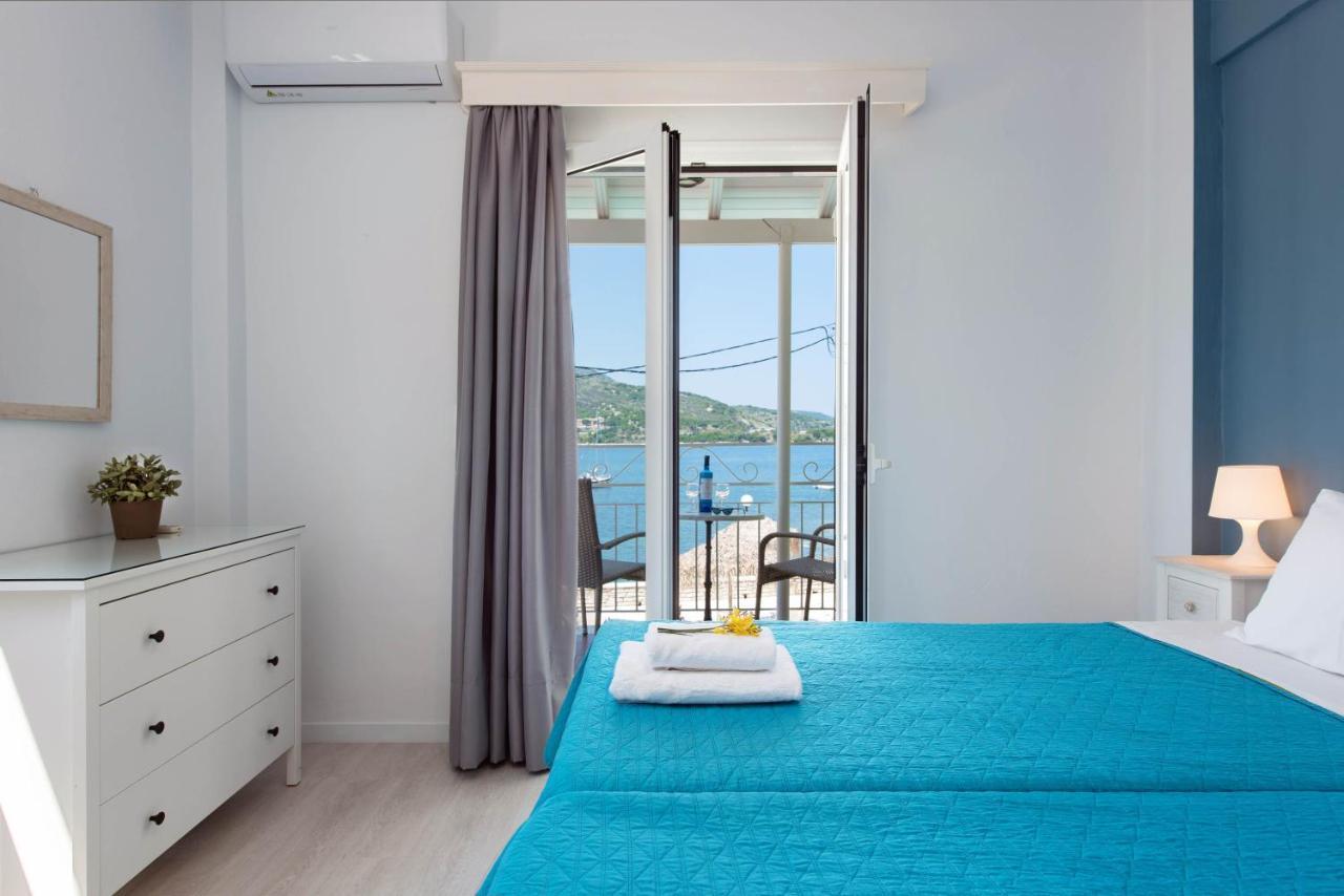 Marika Apartments Kassiopi Exterior foto
